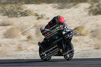 media/Dec-07-2025-CVMA (Sun) [[3e7d2de5dc]]/Race 8-Middleweight Shootout/